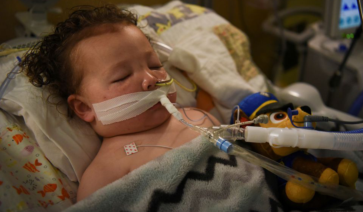 Toddler on ventilator fights for his life as COVID takes toll on U.S. children
